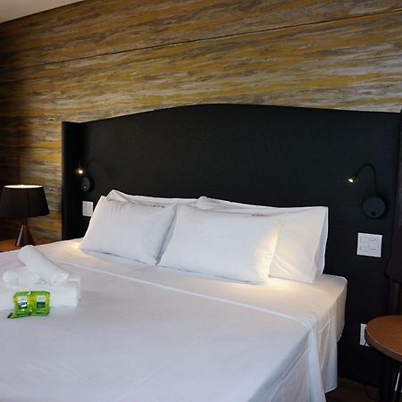 جويانيا Cantinn Qs17 Suite De Luxo Com Cama King Size المظهر الخارجي الصورة
